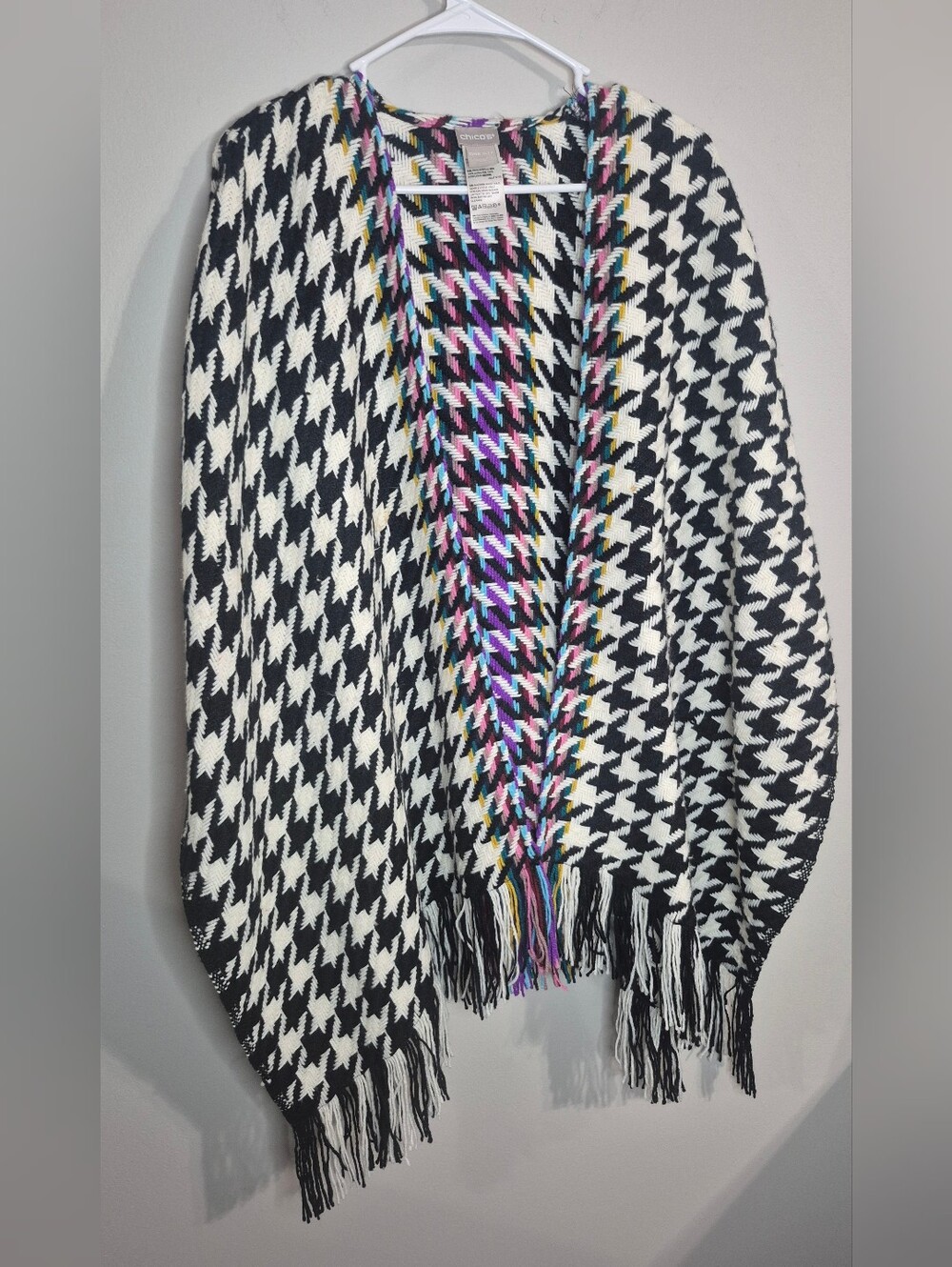 CHICO'S One Size Ruana Wrap
